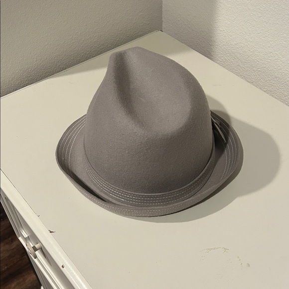 Gray Women's Fedora with Floral Accent - Picture 5 of 5